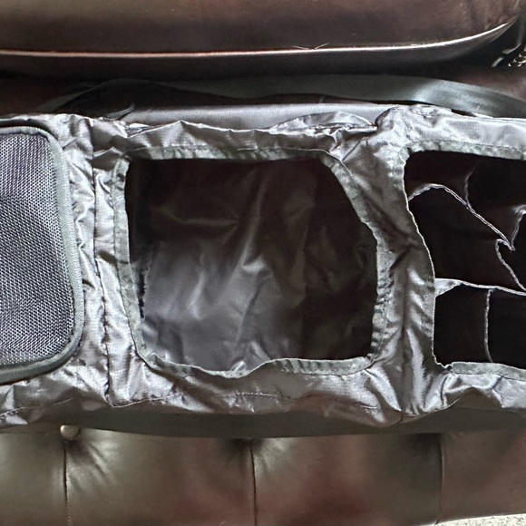 Black Solgaard Travel Bag & Carry On Closet - Picture 4 of 5